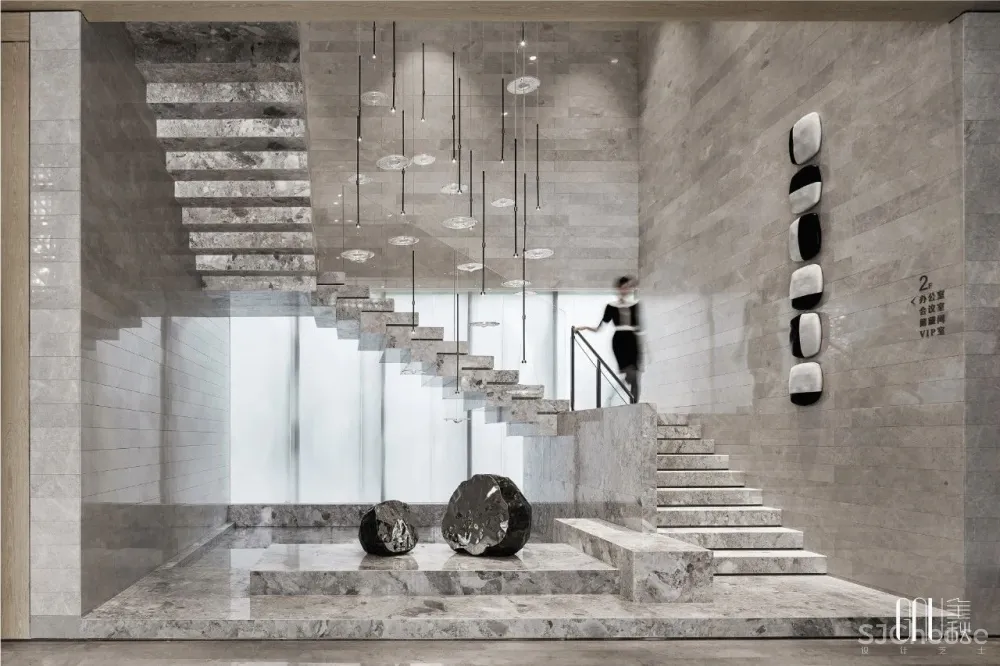 首铸御峰华庭售楼处：借自然之境，述东方雅致人文 GNU