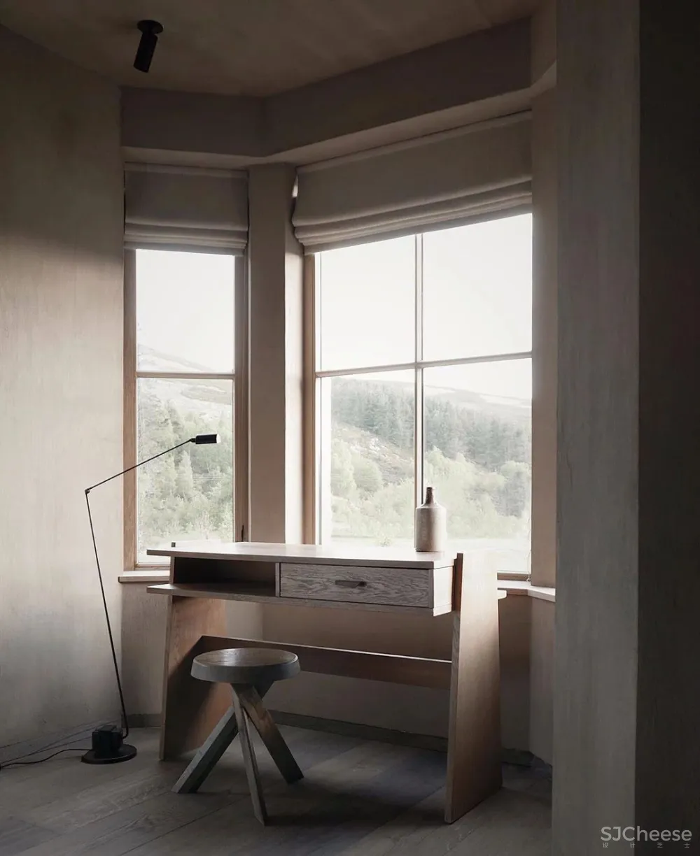 维多利亚女王的狩猎小屋,被Axel Vervoordt 徒弟改造成侘寂酒店