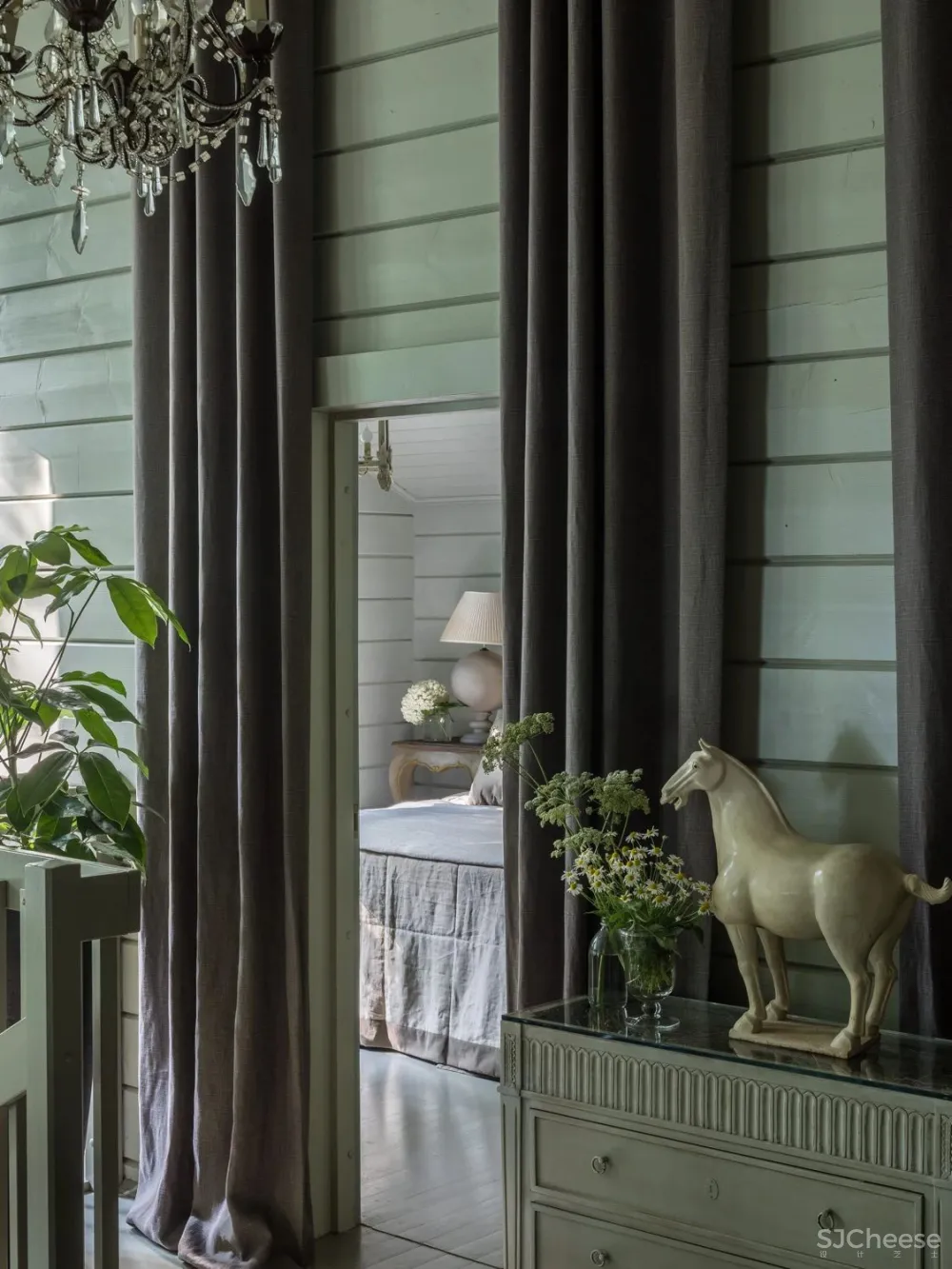 Sisters Design 新作 莫斯科明与暗的平衡