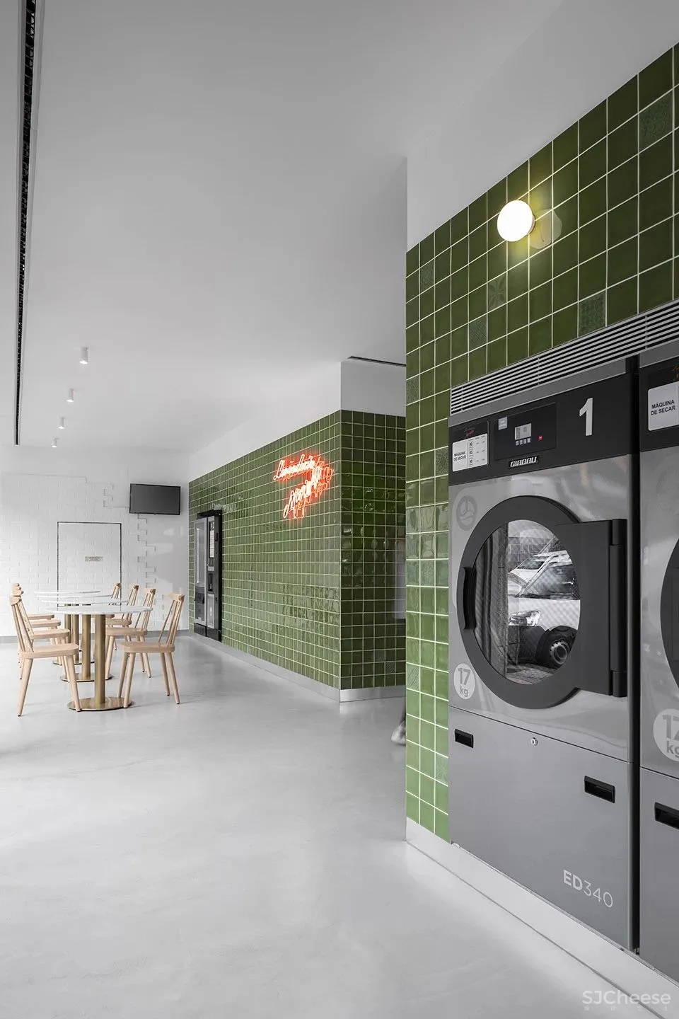 让洗衣变成一种消遣 葡萄牙自助洗衣店 stu.dere Civiurban
