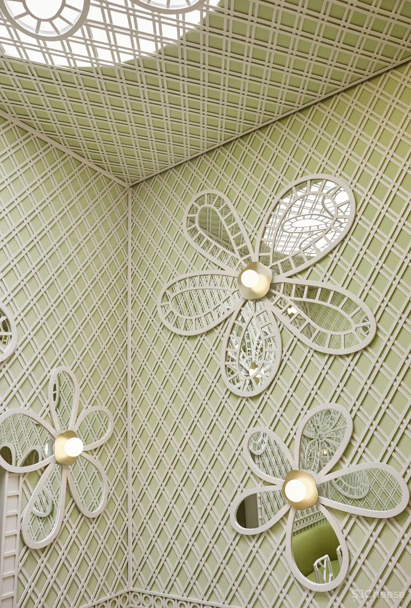 India Mahdavi | Ladurée Beverly Hills , 一个充满新鲜感的花园餐厅