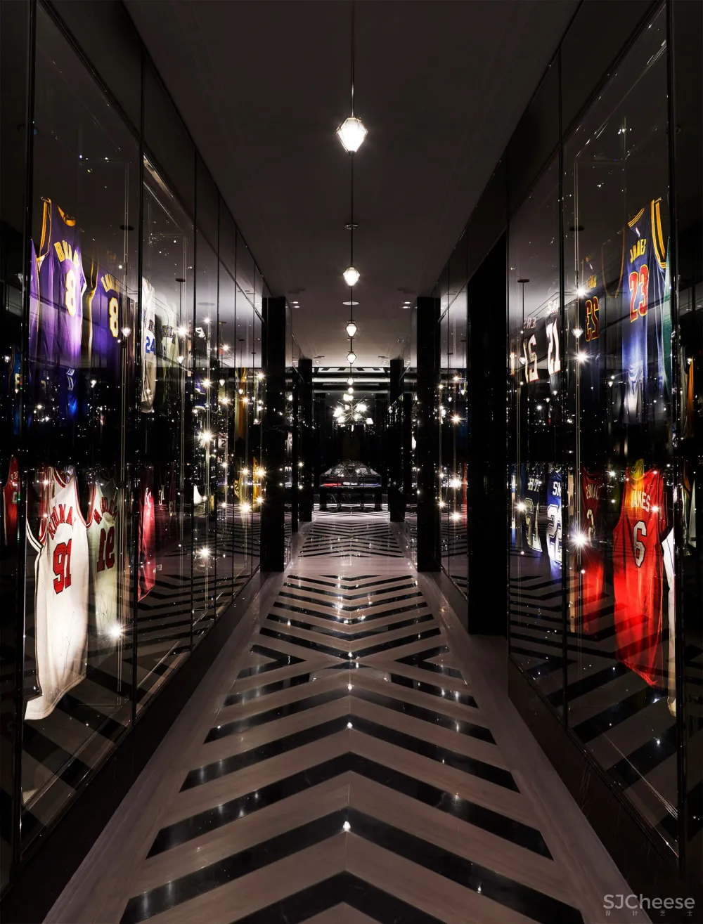 身价10亿的 Drake 私宅曝光,让我再一次认识豪宅