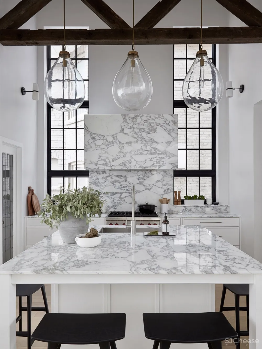 Ancerl Studio | Euclid Residence , 现代明亮的特色住宅