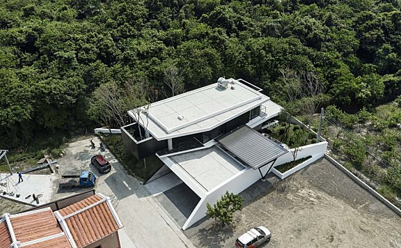Chain10 Architecture | Context House , 远离喧嚣的宁静住宅