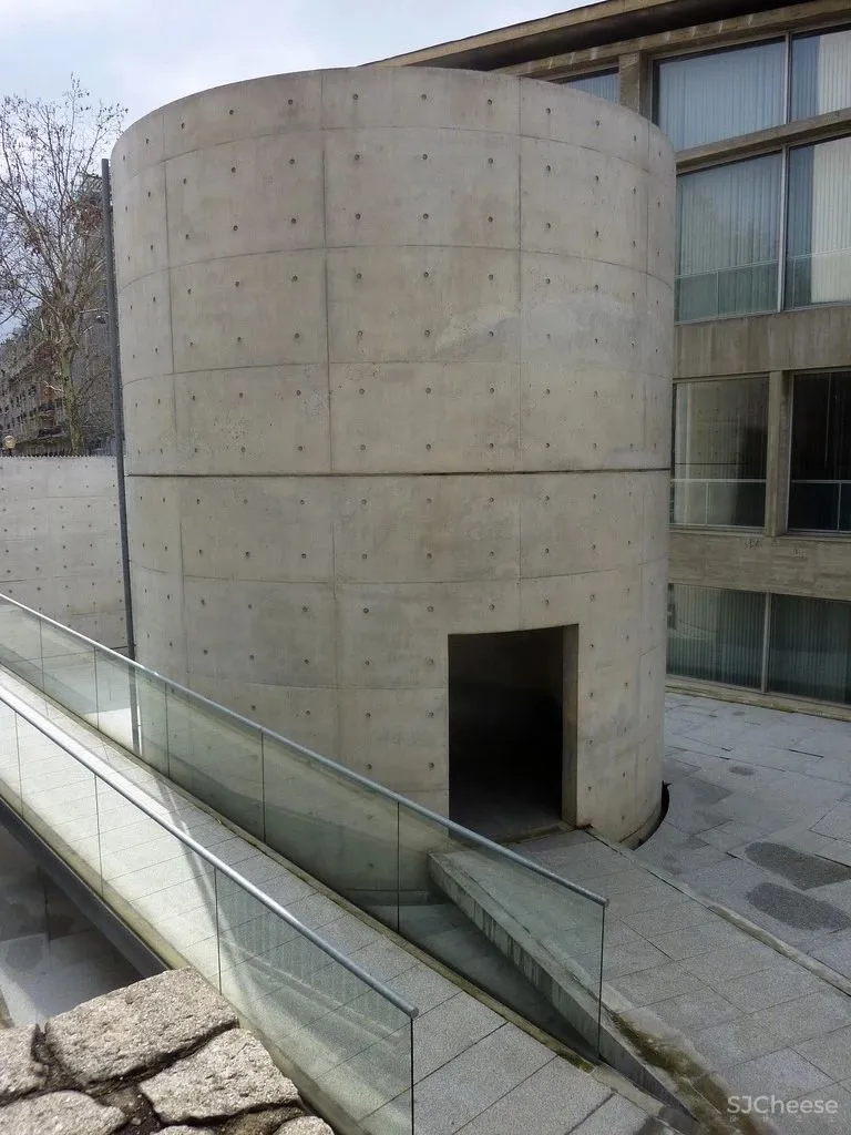 安藤忠雄丨清水混凝土诗人