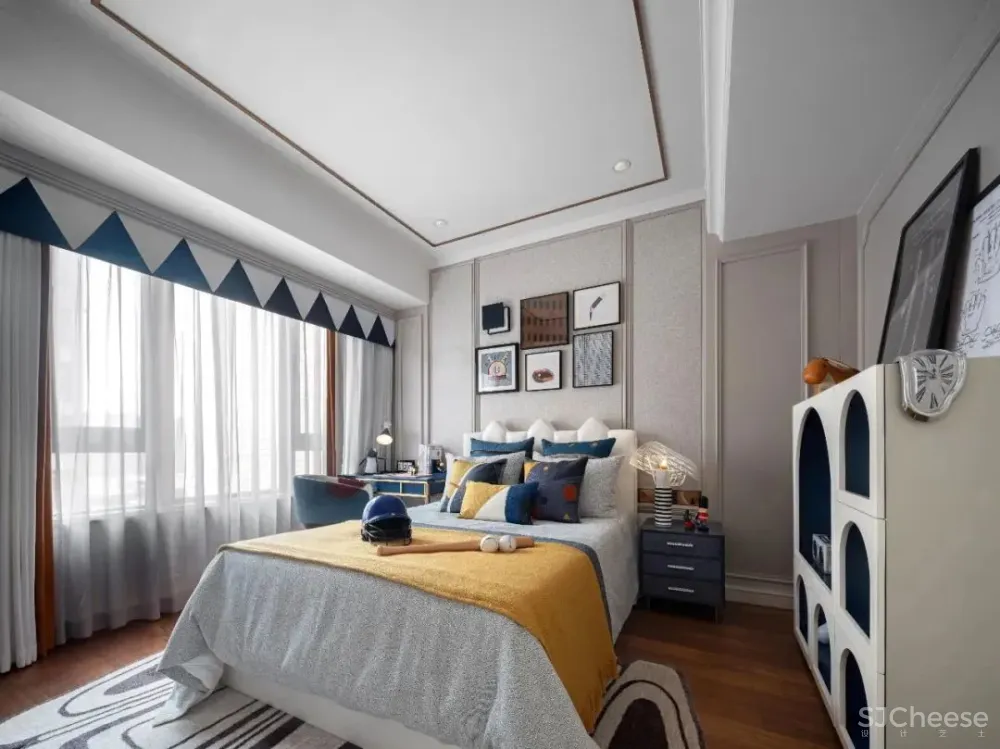 冷元宝新作 惊艳中国红,时尚新古典