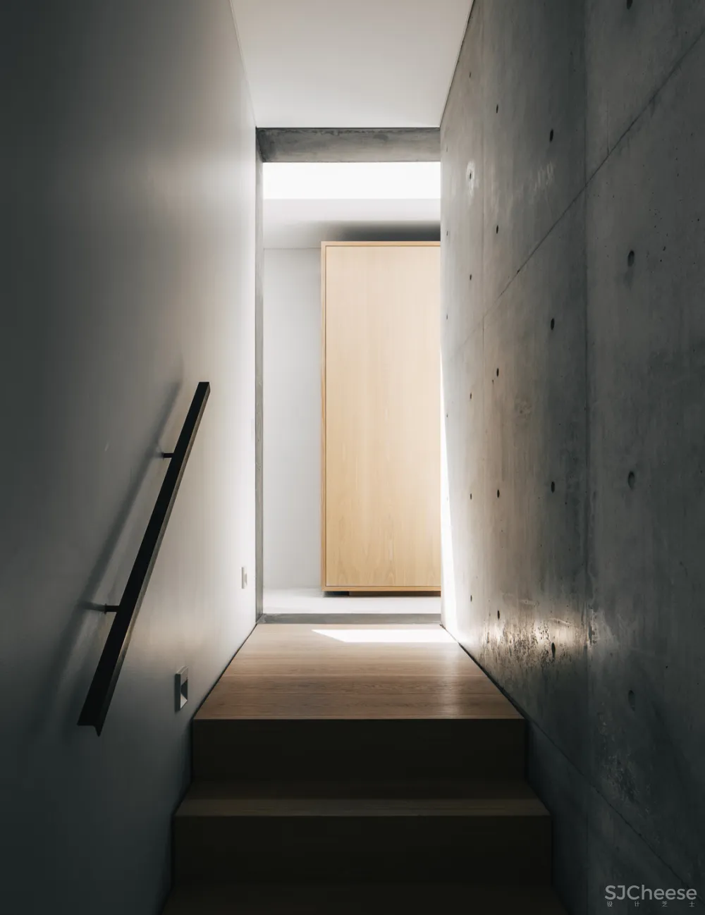 MCK Architects | Strong Arm House , 大胆典型的现代住宅