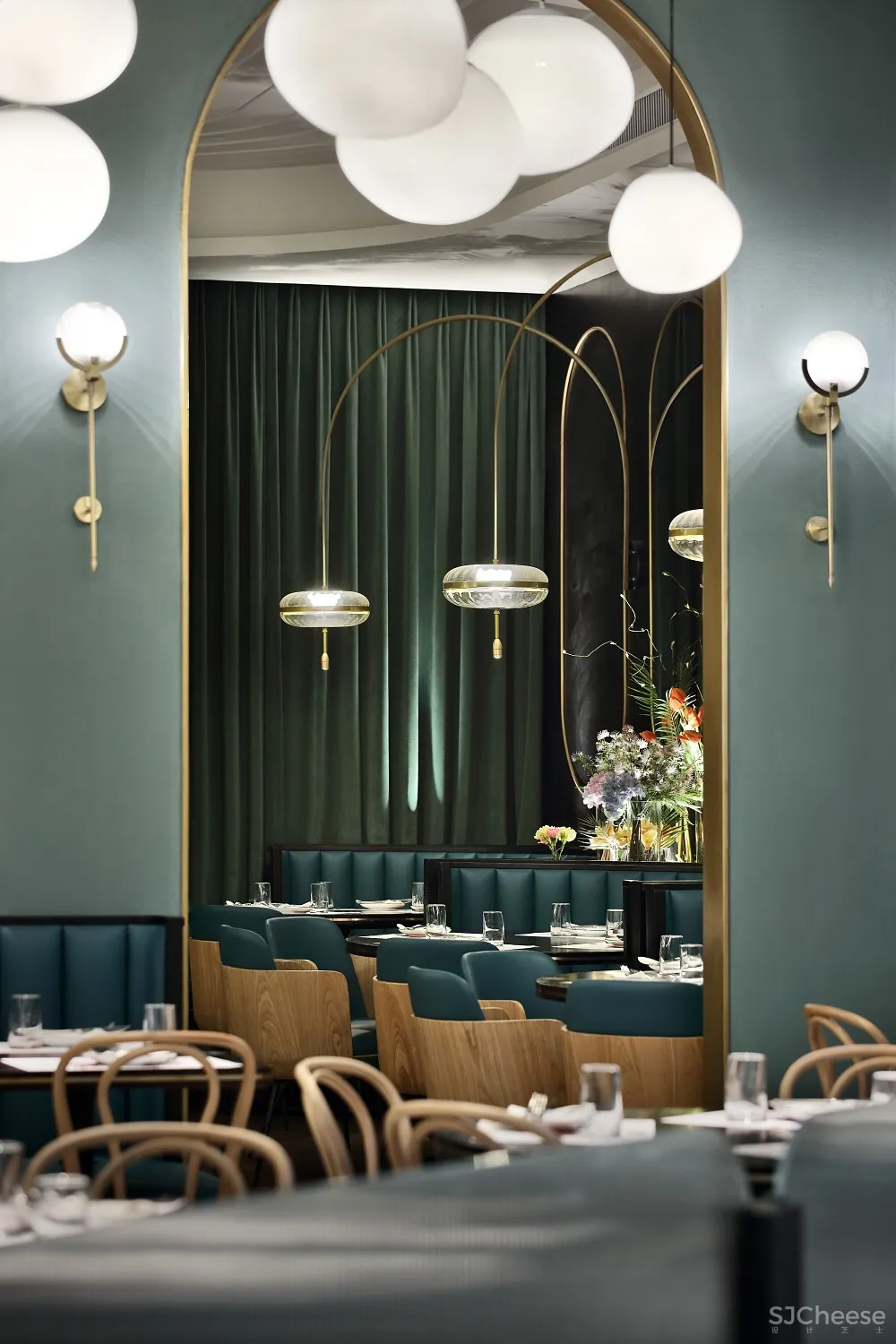 原石品牌餐厅设计【艺鼎新作·原石牛扒】 一场舌尖上的欧式户外花园之旅