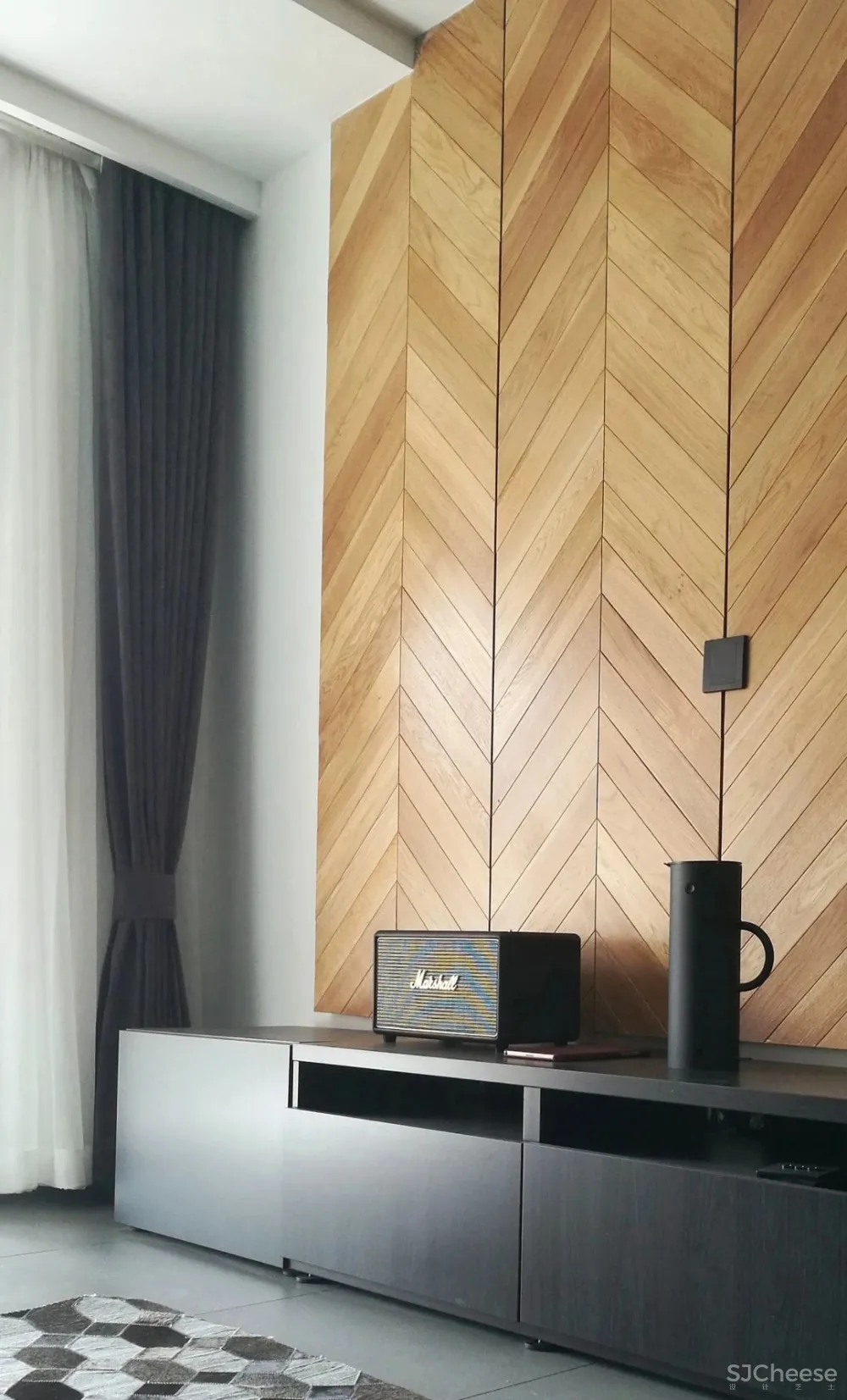 今年最流行的甜米风，天生爆改土俗精装房