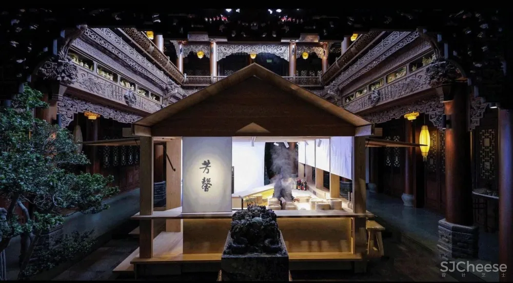 沈雷力作 百年品牌 历史餐饮名店「凤临阁」