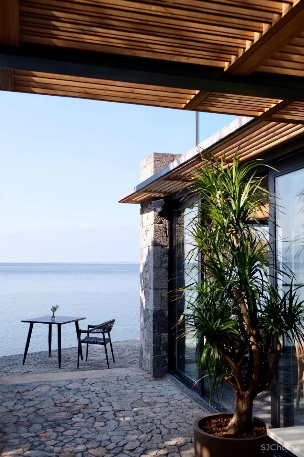 八旬 × 木夕大里酒店:梦想的岛屿,宁静而纯真