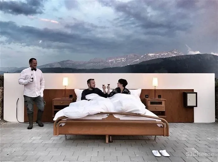 这个酒店,没有门、没有墙、没有天花板、没有厕所……