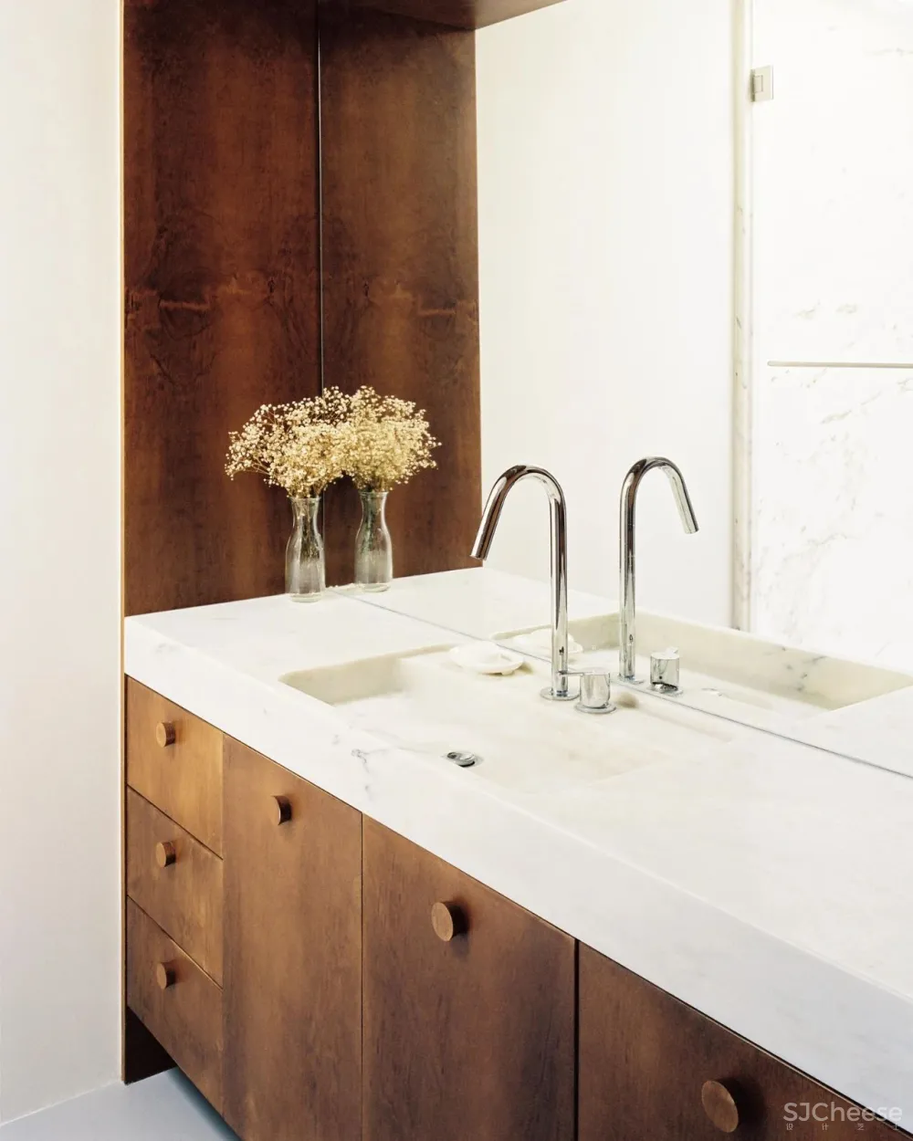 Arriba|設計的高陡海岸