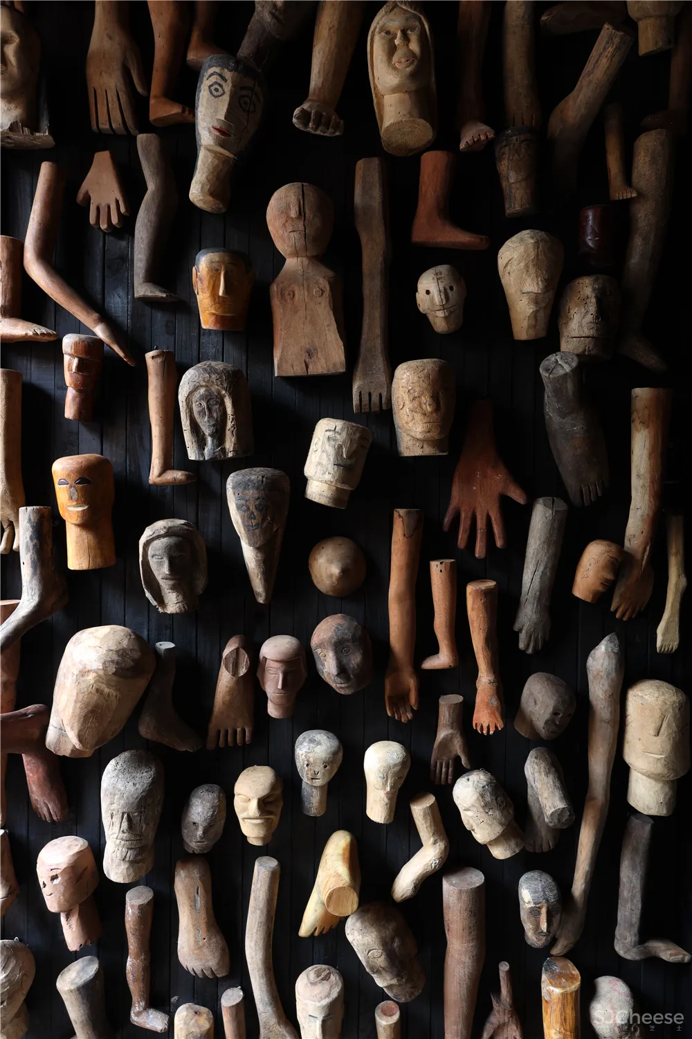 乡下泥巴房爆改成样板间, 原始的奢华更惊艳