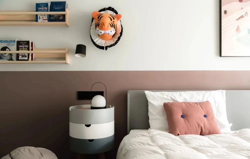 双人树屋、梯下“游戏盒”，还有攀爬架...这么装，无论家里几个娃都能轻松搞定！