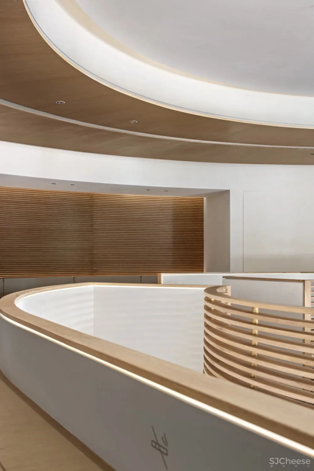 矩陣榮耀| 斬獲 2020 Red Dot Design Award 德国紅點設計大獎