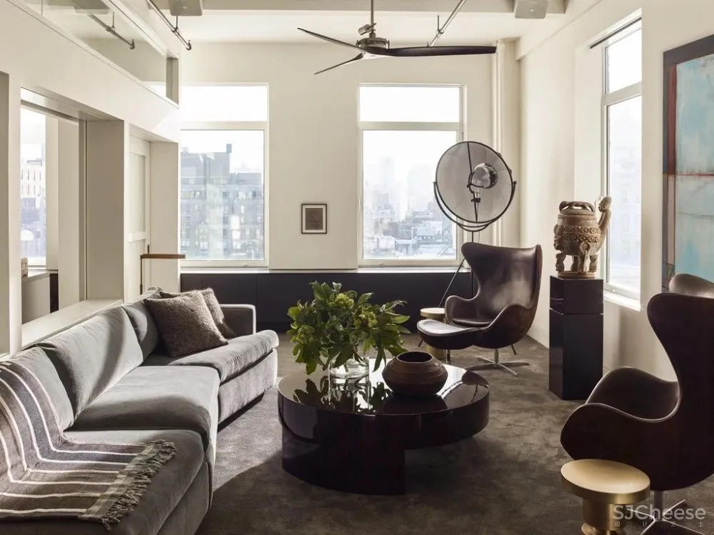 高级灰 棕色，华灯初上夜未央，细品冷酷都市的温柔细腻