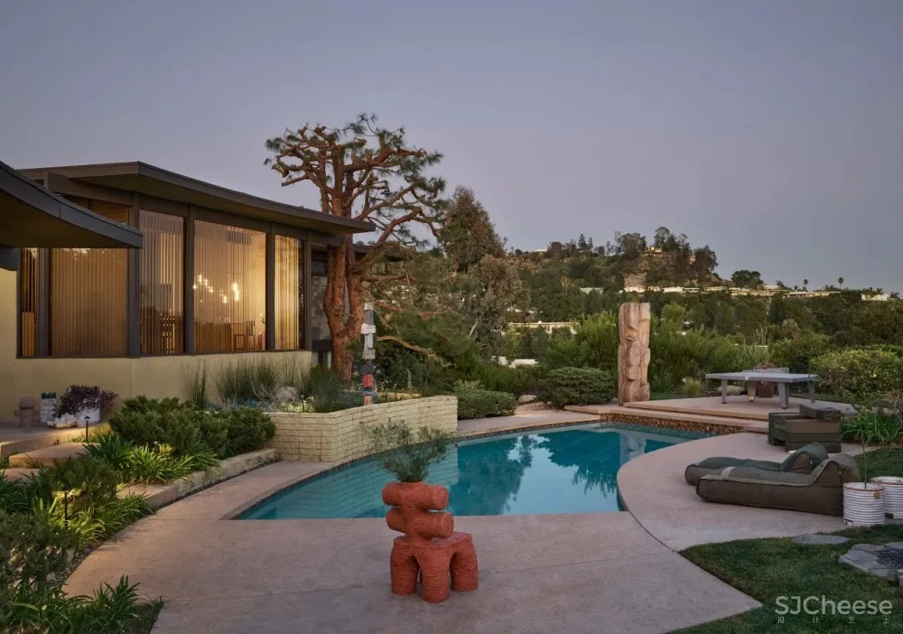 在全球最尊贵住宅区的样板间，学一下「豪宅零售店」的艺术化软装陈设