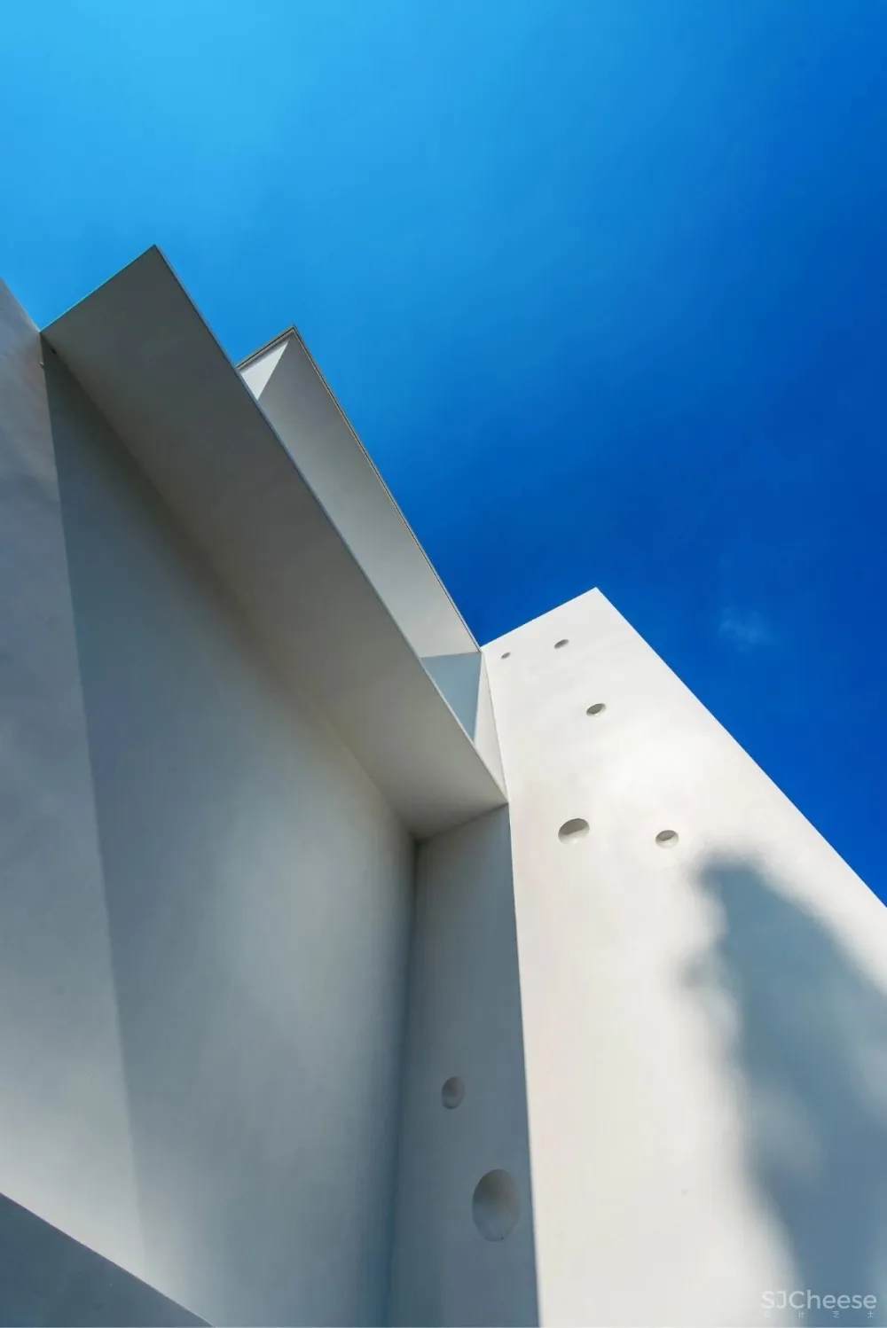 孙建亚作品虹梅21，一气呵成的极简主义美学