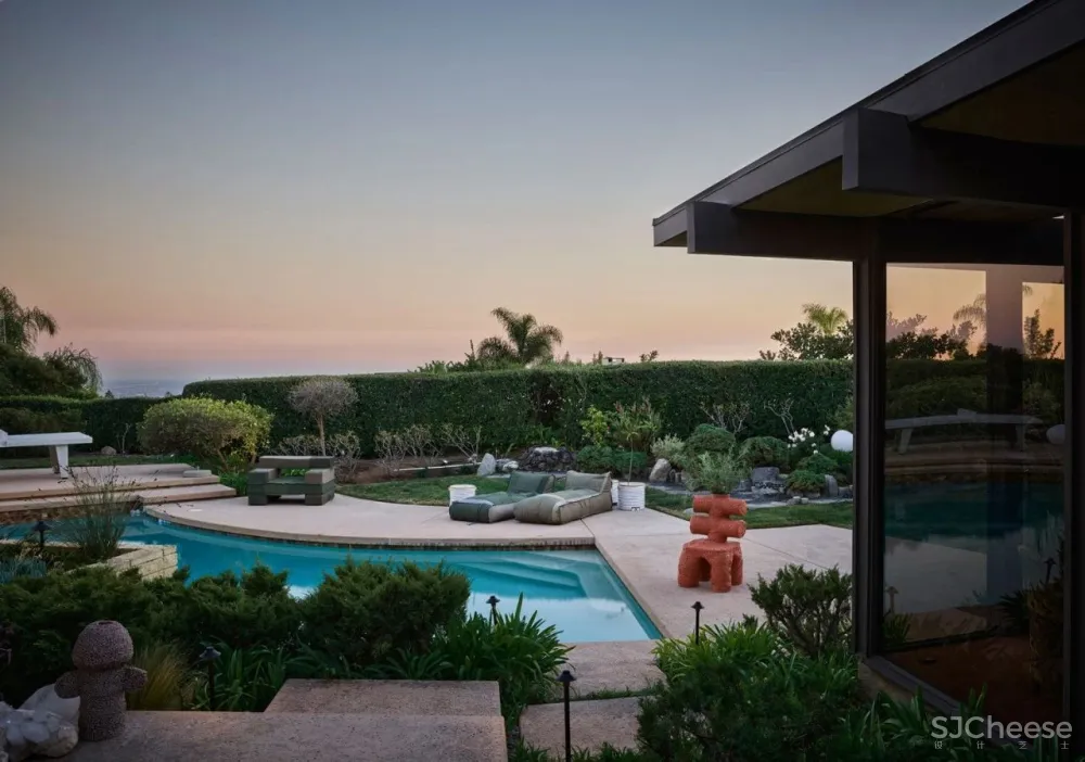 在全球最尊贵住宅区的样板间，学一下「豪宅零售店」的艺术化软装陈设