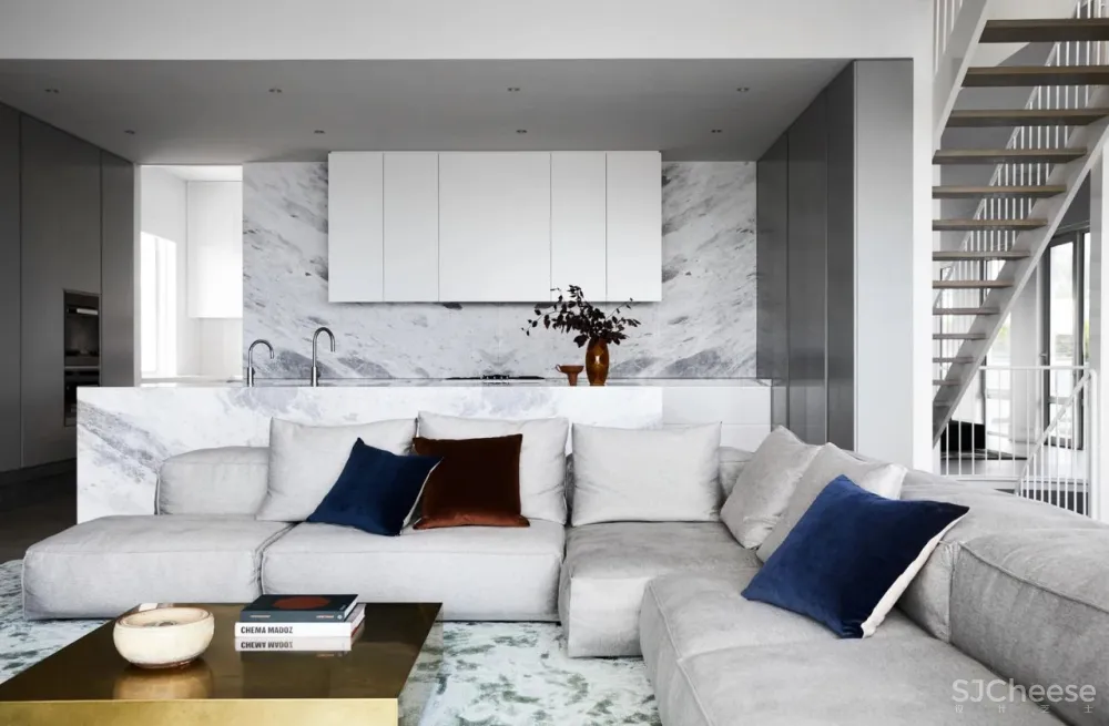 Golden|永恆感渴望的啟發