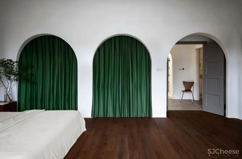 一座没有直线的居所