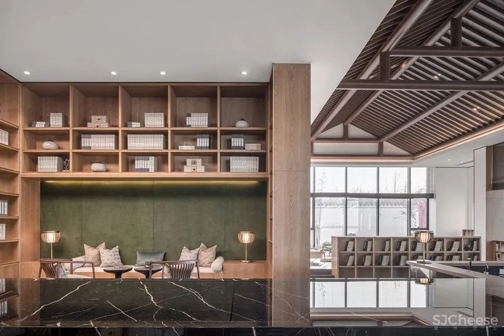 正所谓:越中式,越高级