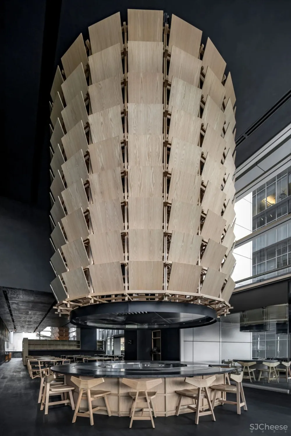 Esrawe Studio|由日式裝甲衍生靈感的精品日料餐廳