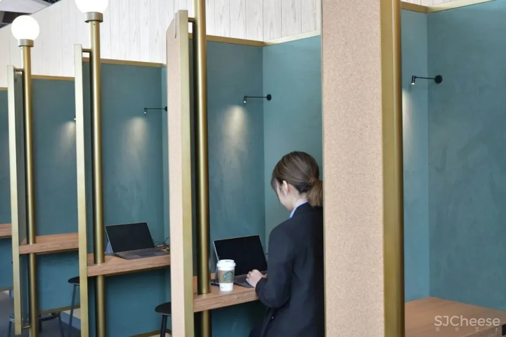 星巴克又放大招,开启第一家共享办公门店!