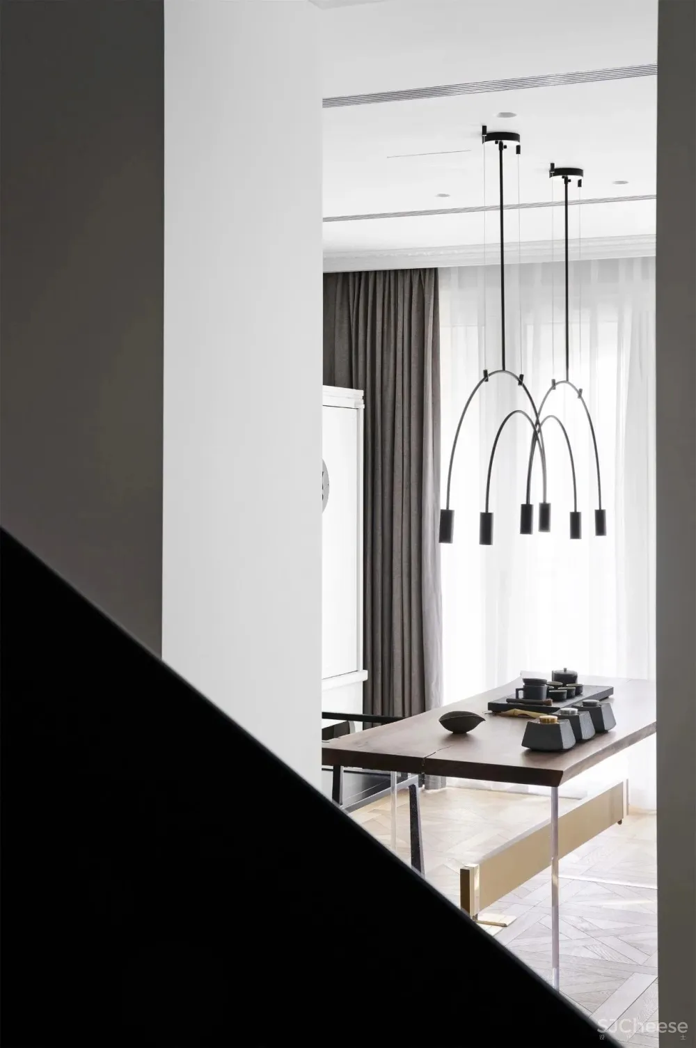 辰佑设计 • 郦潘刚 Mid Century Modern Design