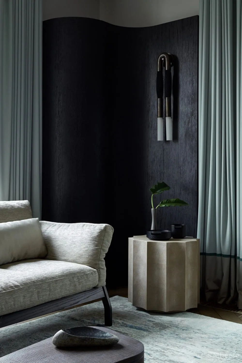 Sisters Design 新作 莫斯科明与暗的平衡