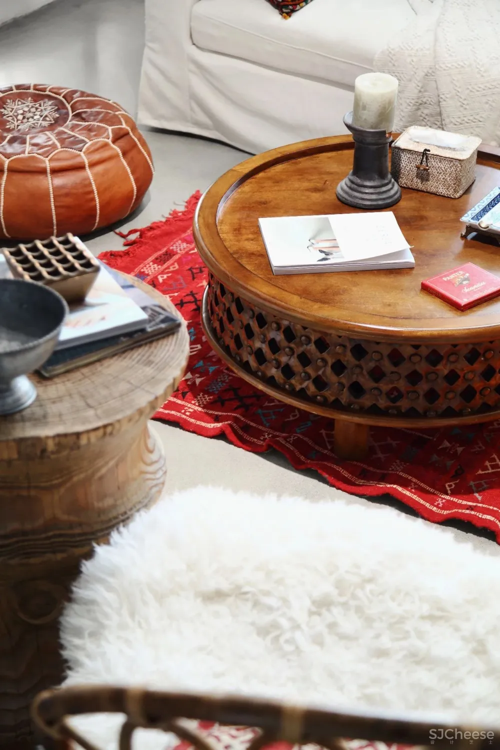 麻辣烫店倒闭,文艺青年用自己160m²的家逆袭,自由流浪的感觉太好了!