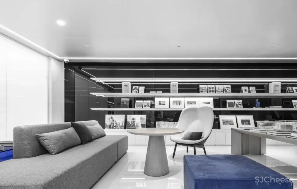 覃思新作 把超甲级办公空间装进集装箱里总共分几步?