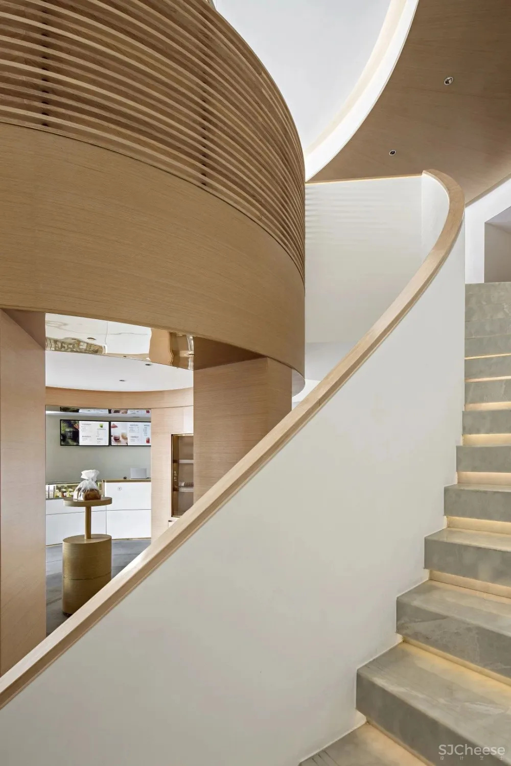 矩陣榮耀| 斬獲 2020 Red Dot Design Award 德国紅點設計大獎