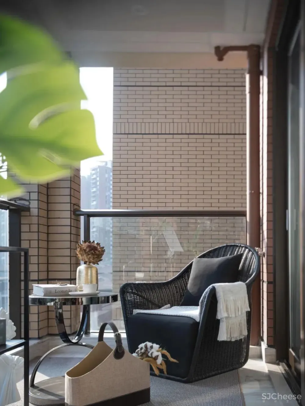 冷元宝新作 惊艳中国红,时尚新古典