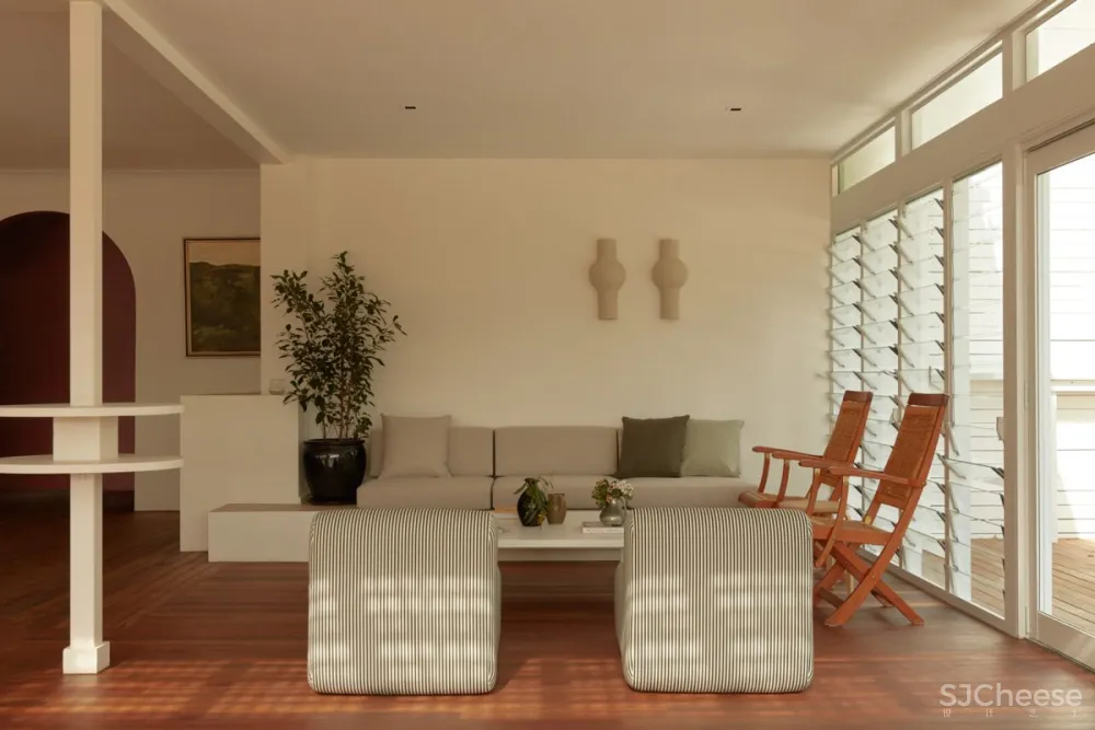 Olivia Bossy | Dunes Palm Beach Restaurant , 慵懒休闲的海滨餐厅