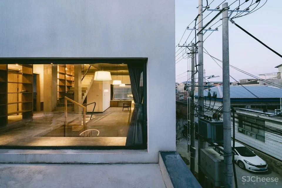 新作 联排住宅的创意改造 缝中之家,北京 察社办公室