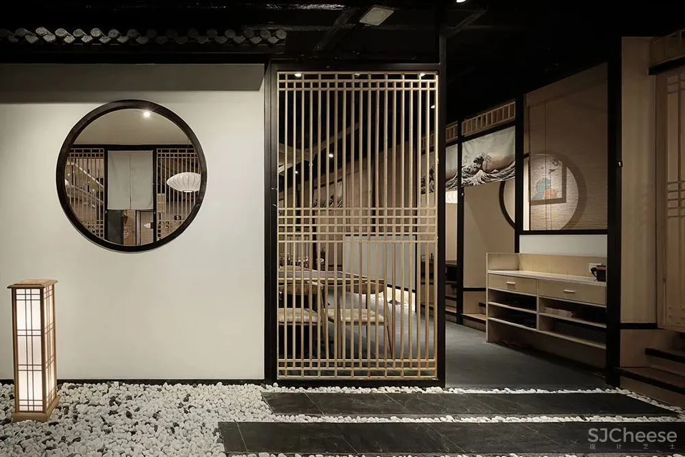 正所谓:越中式,越高级