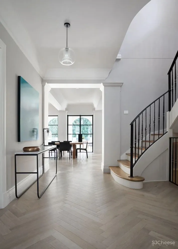 Fiona Austin 新作 历史与当代 传承中复兴