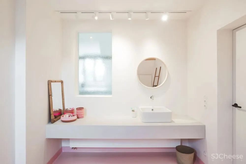 将废旧谷仓彻底改造,这才是真正的农村“豪宅”