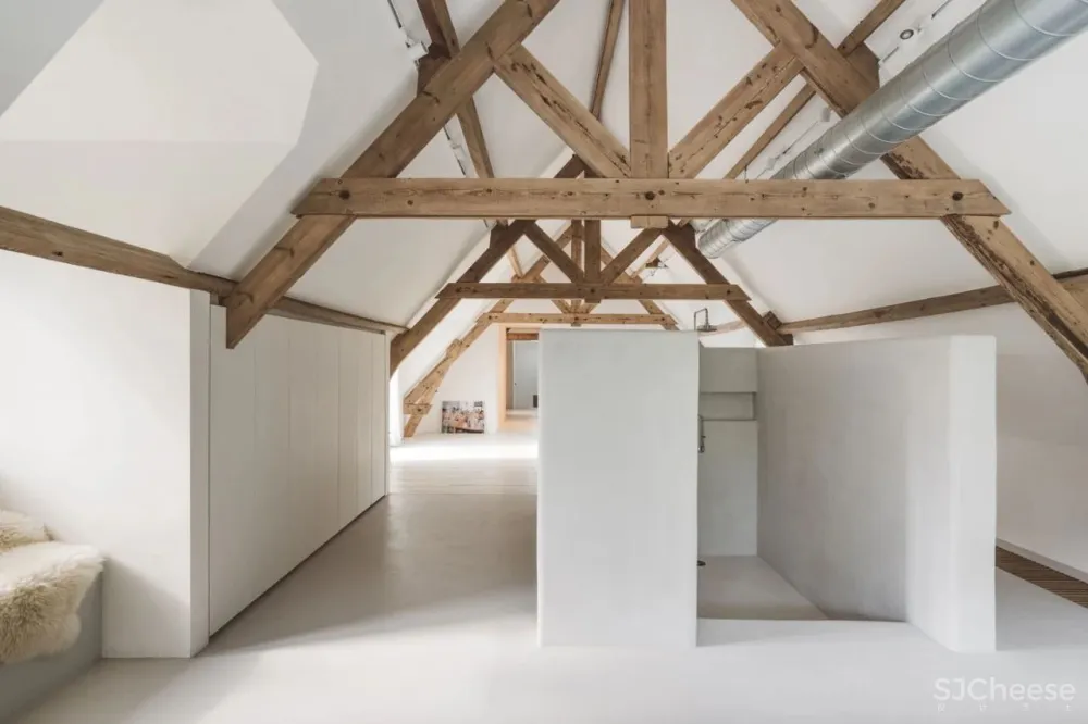 将废旧谷仓彻底改造,这才是真正的农村“豪宅”