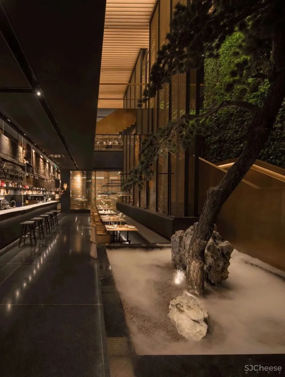 沈雷力作 百年品牌 历史餐饮名店「凤临阁」