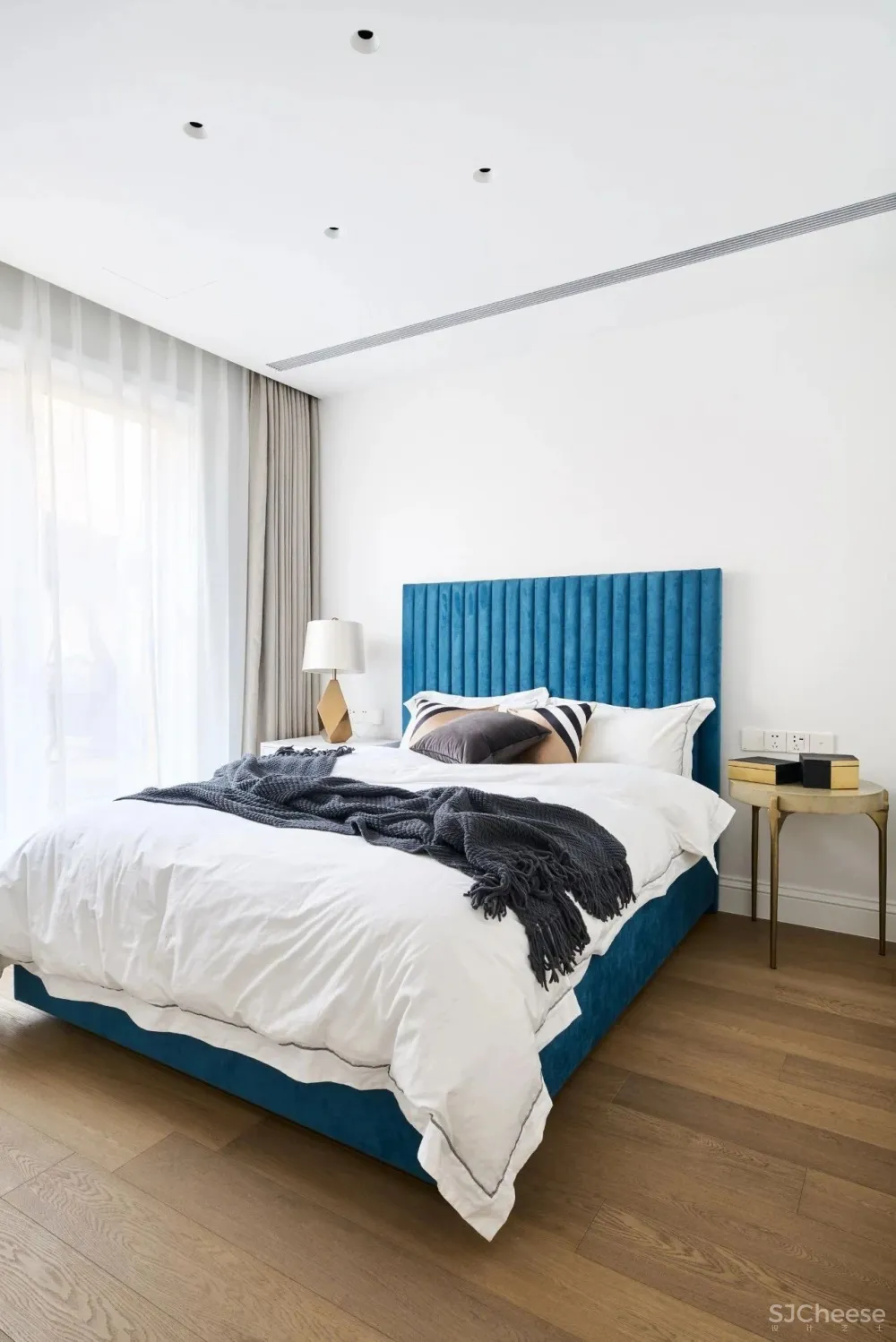 辰佑设计 • 郦潘刚 Mid Century Modern Design