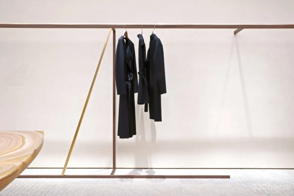 Andrea Tognon | ICICLE Concept Store Shanghai , 简约纯粹的设计元素