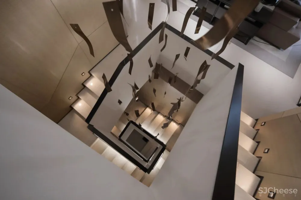 190m² 非凡别墅,温润、朴质的气质美学!