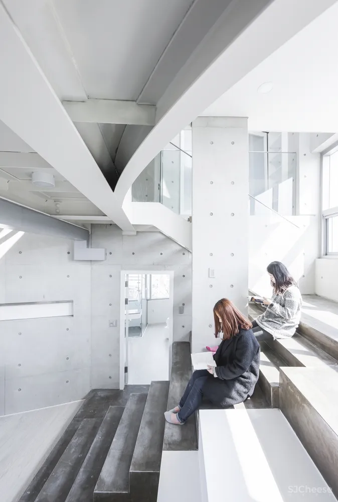 这是什么神仙设计! 韩国建筑师把联排别墅玩出花 不卖房子, 卖文化