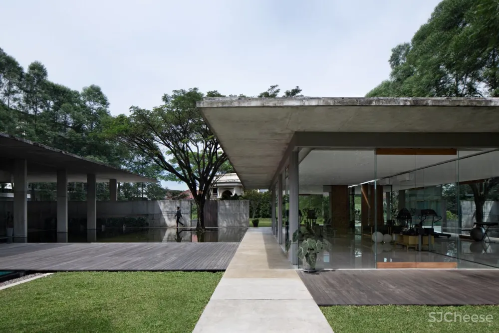 Andramatin | IH Residence , 现代独立的家庭住宅