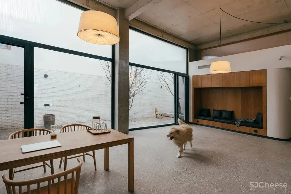 新作 联排住宅的创意改造 缝中之家,北京 察社办公室