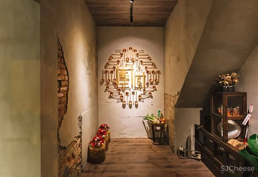 102㎡四房改一房,凭什么人家能断舍离?