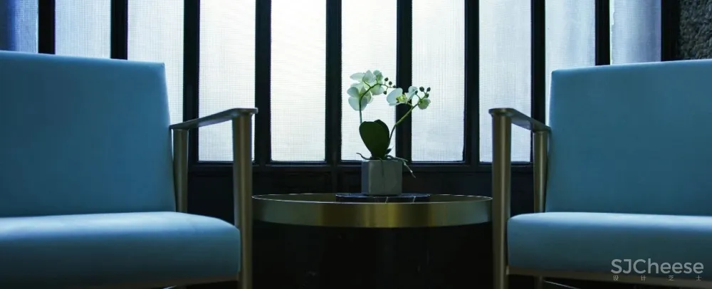 在日常的阴翳中,安然歇憩